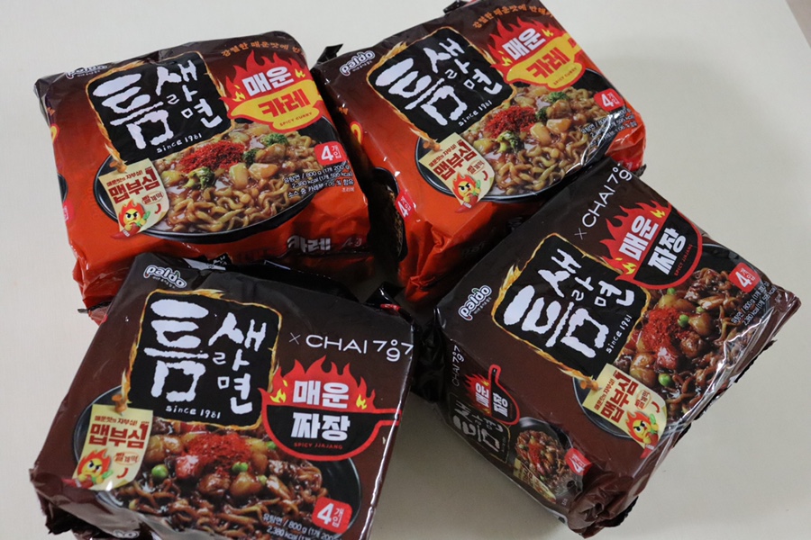 틈새라면 이미지