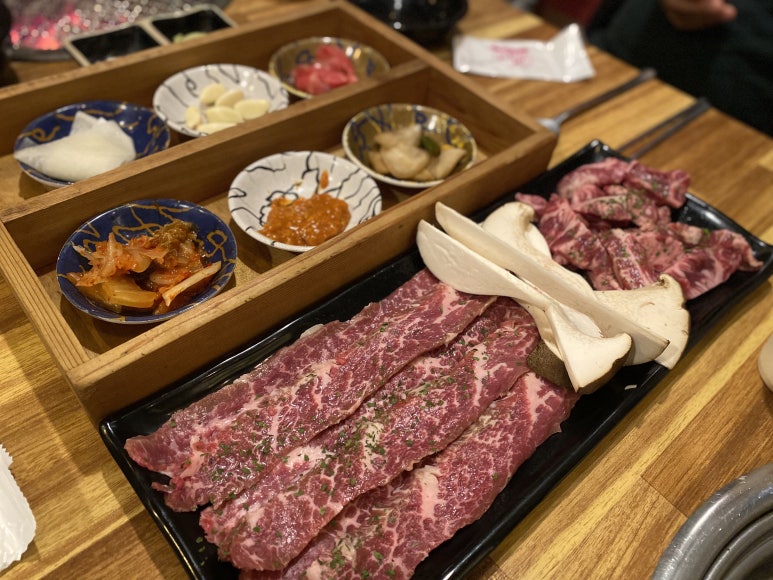 진영 고기짱 이미지