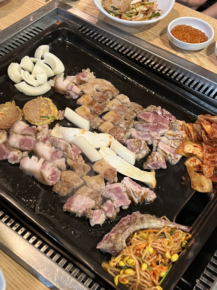 숙성초벌돼지구이정돈가 이미지