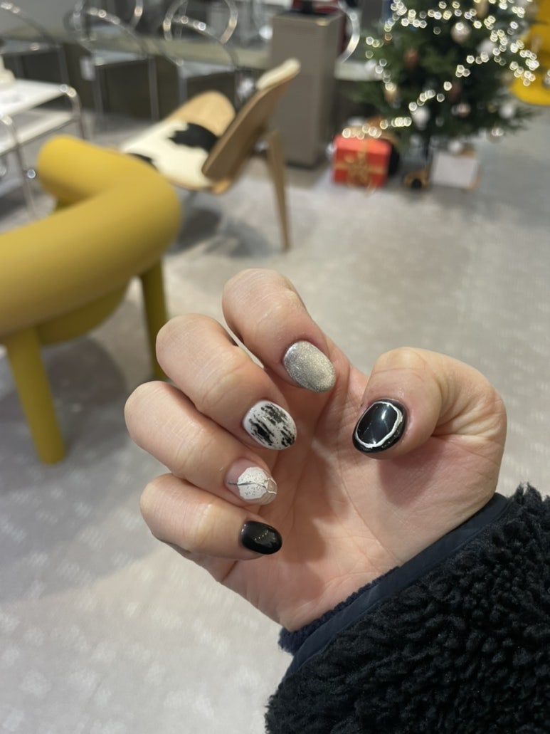 네일 위자드(nail wizard) 이미지