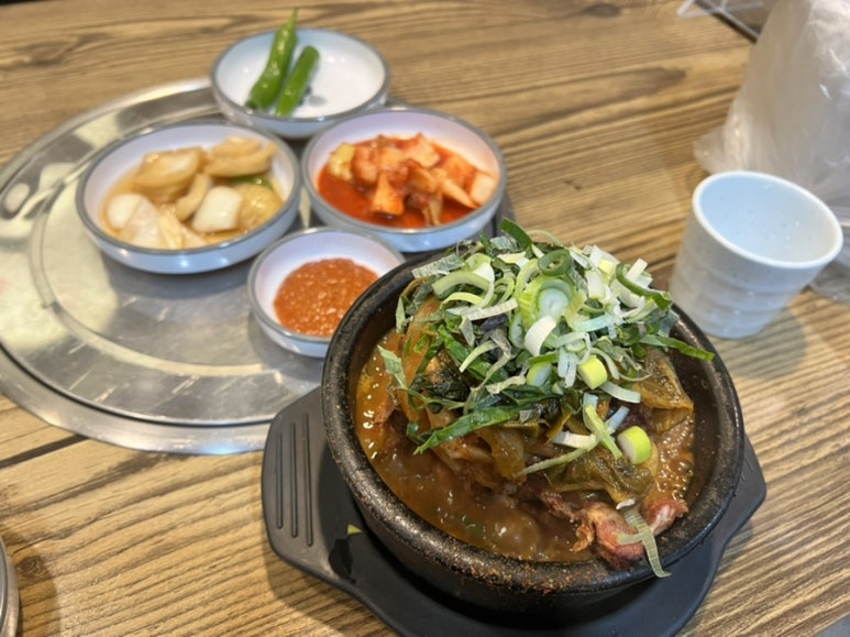 대원뼈다귀감자탕 이미지
