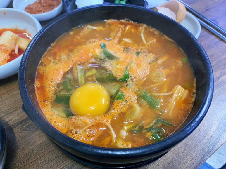 큰맛 할매순대국 이미지
