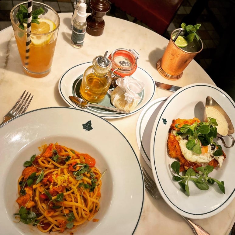 카페 아이비(Cafe Ivy) 이미지