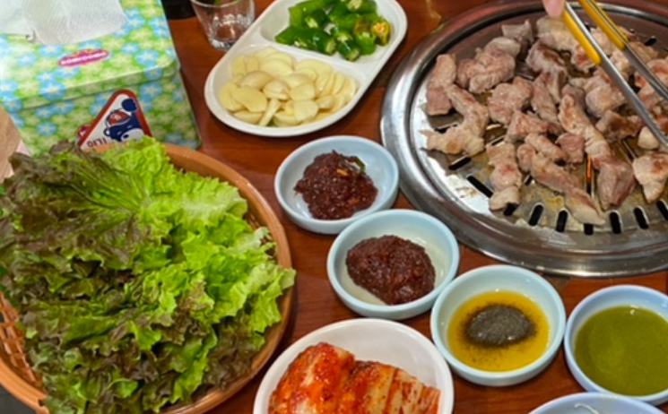 모두랑 주먹고기 이미지