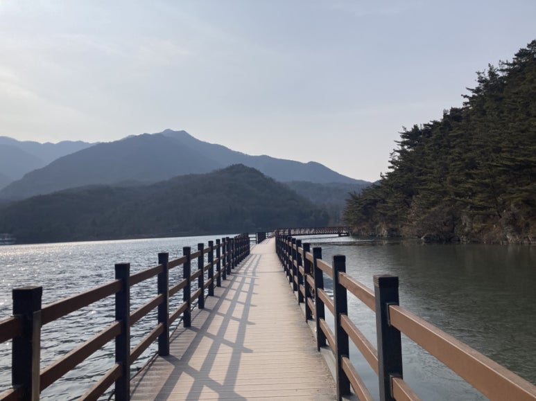 피크닉브릭하우스 이미지
