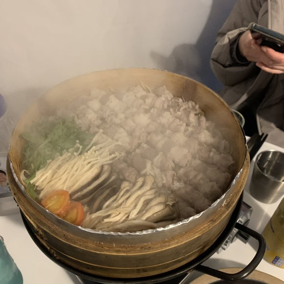 민쨔 이미지