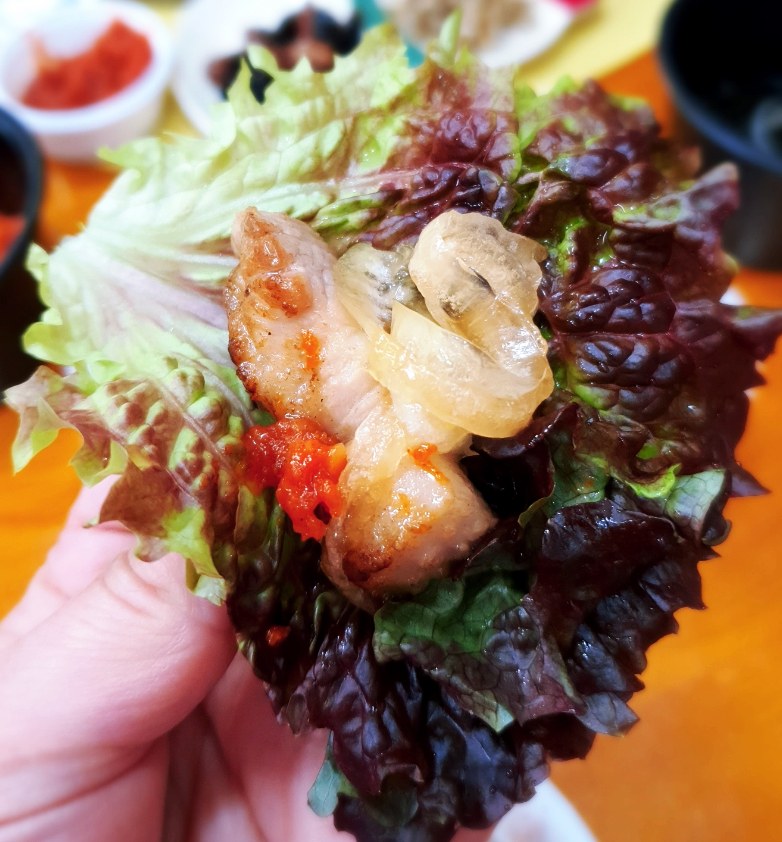 고기구워주는려자 이미지
