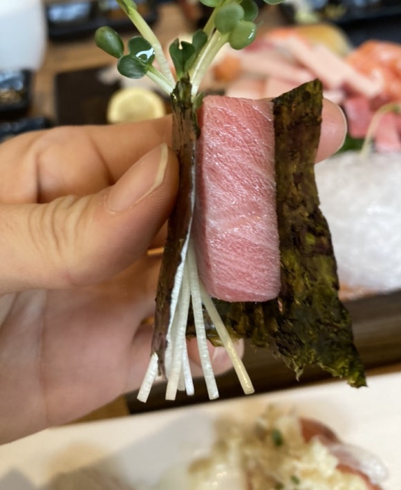 용하초밥참치 이미지