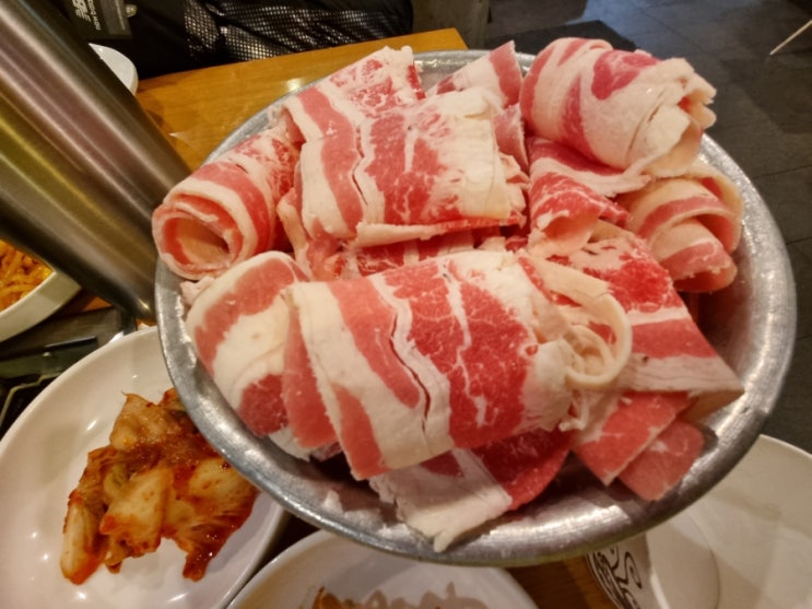육품달 이미지