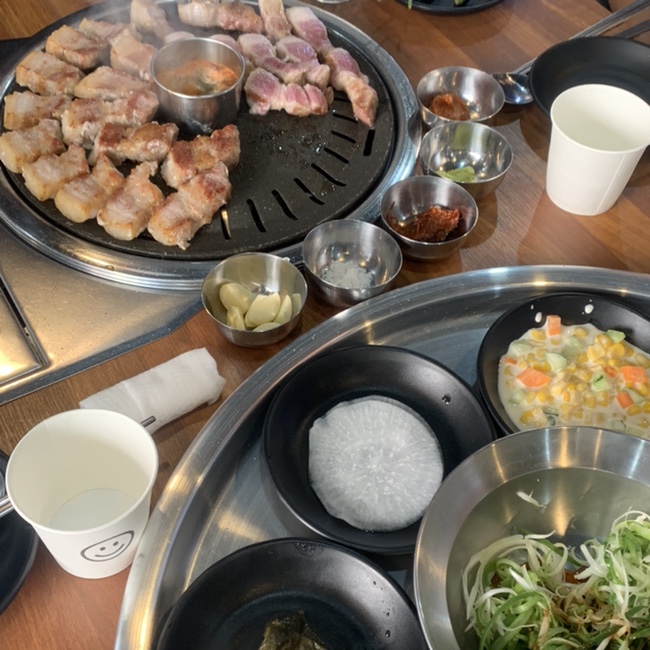 돼지분식 이미지