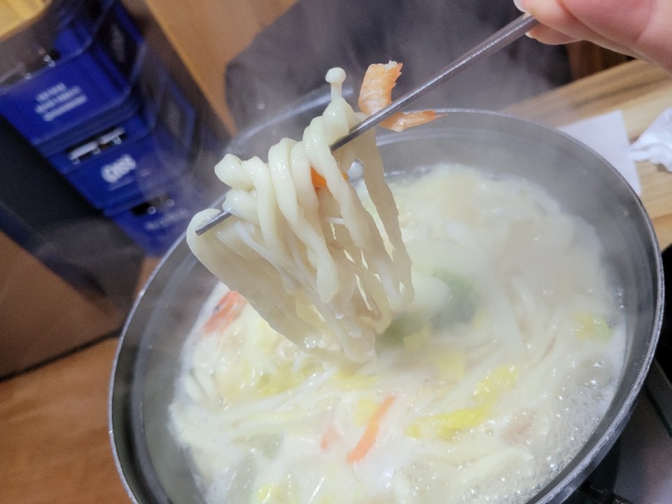 돌다리보쌈칼국수 이미지