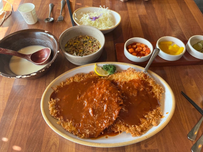 큰돈까스 이미지