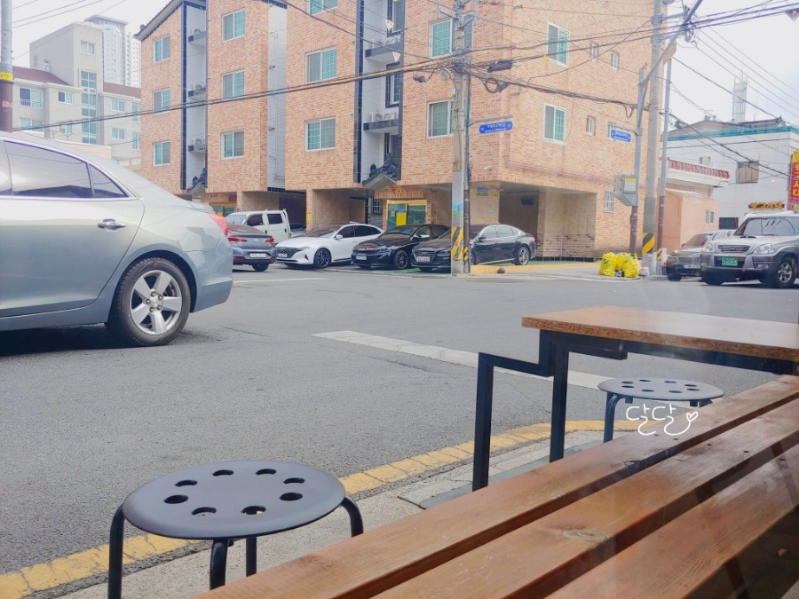 황실로스터스 이미지