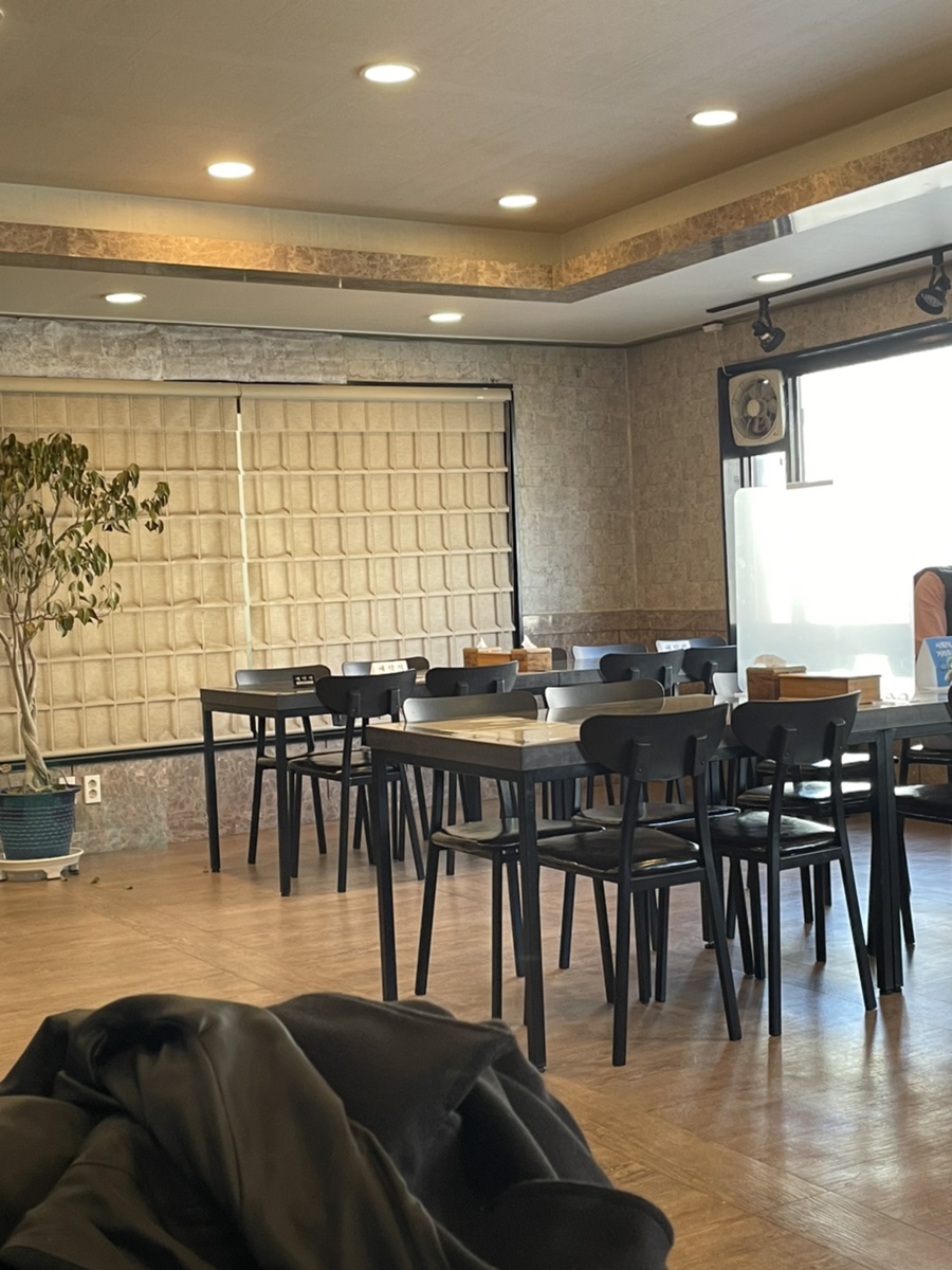깐데기해물칼국수 이미지