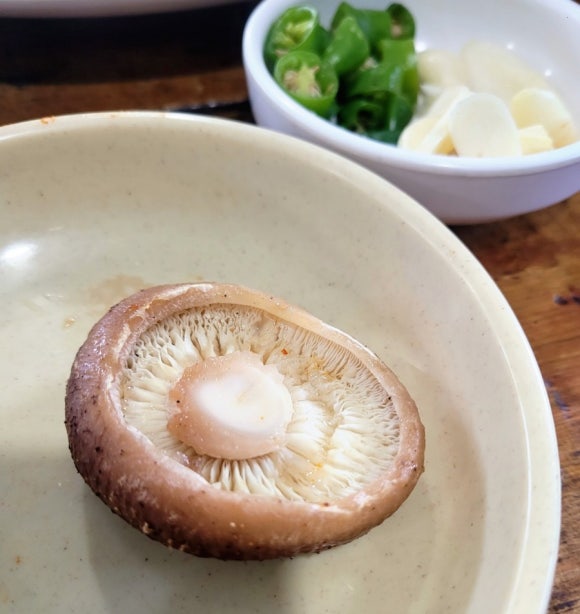 별마로버섯 이미지