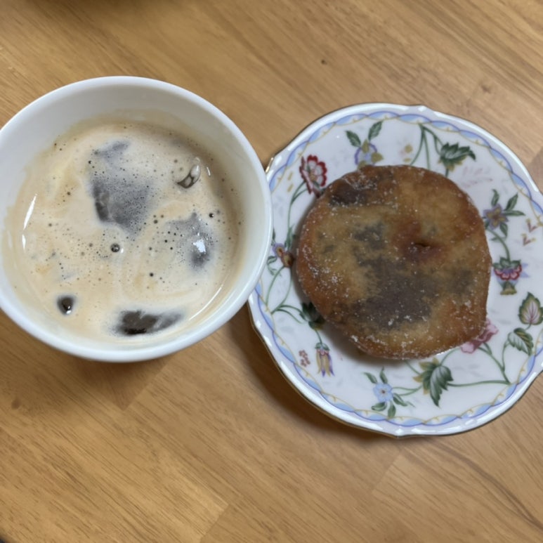 육일왕만두, 찐빵, 도너츠 이미지