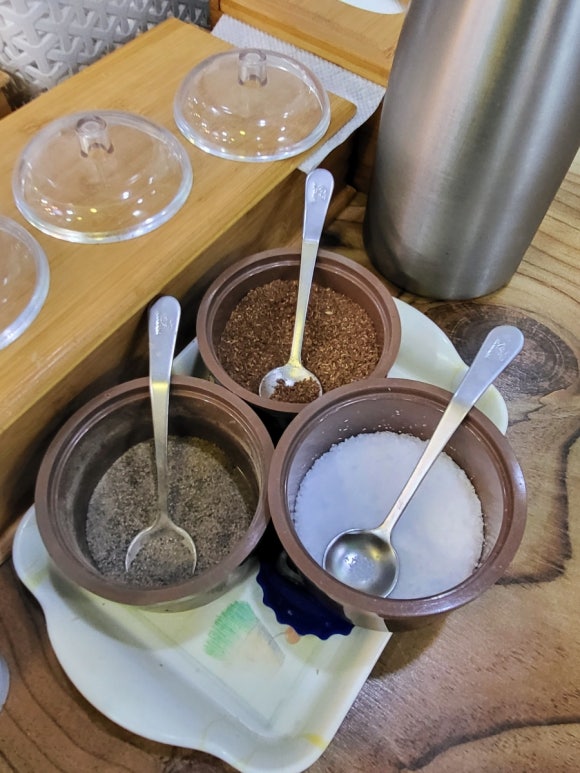 어탕칼국수 이미지