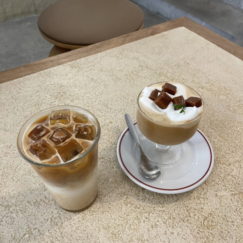 카페칼럼 이미지