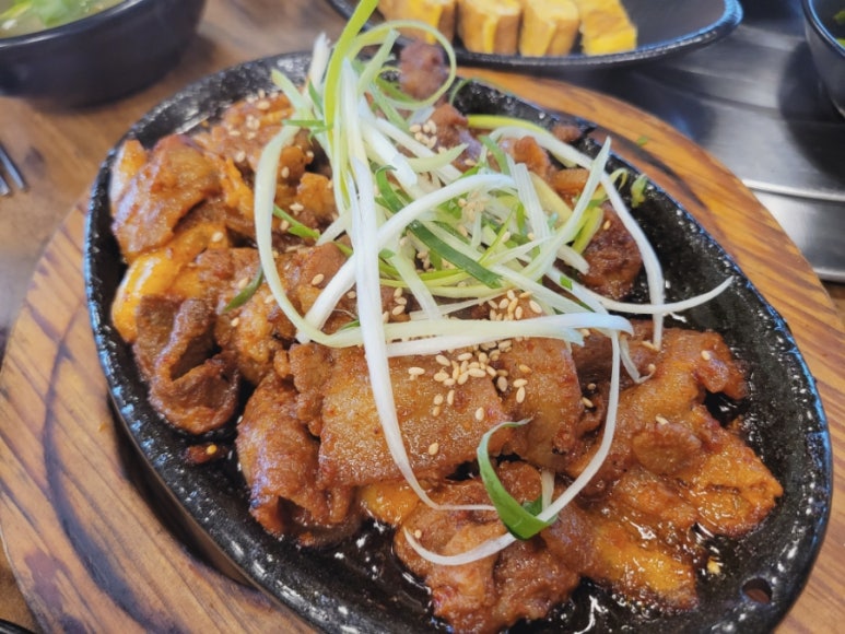 초원도야지 이미지