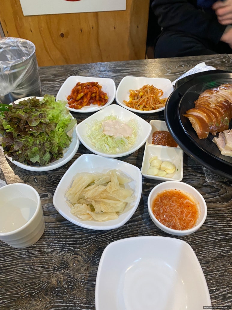 고가네족발 이미지