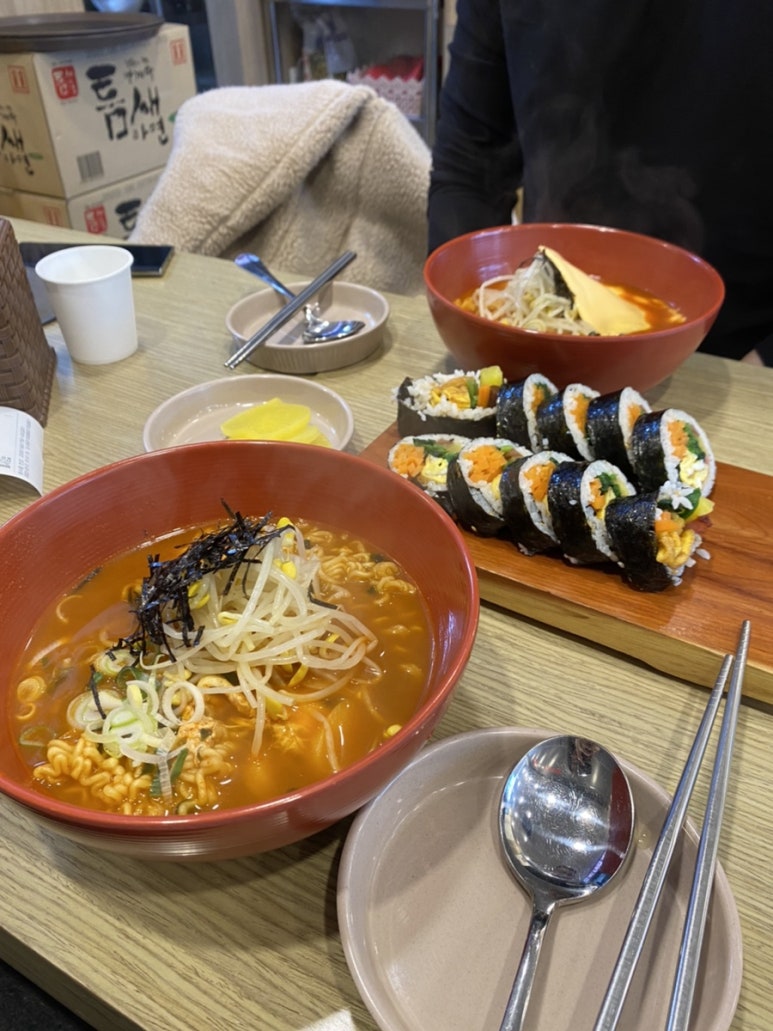 틈새라면석계점 이미지