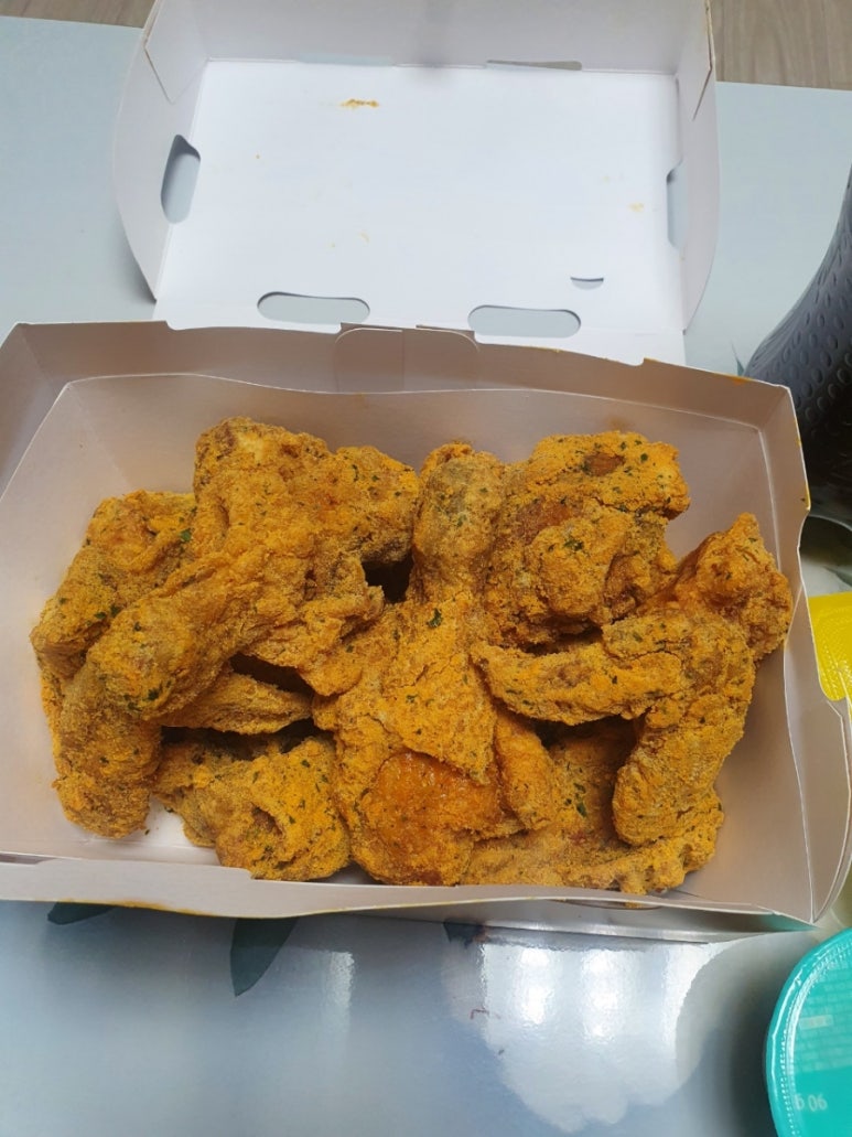비에이치씨치킨수완 이미지