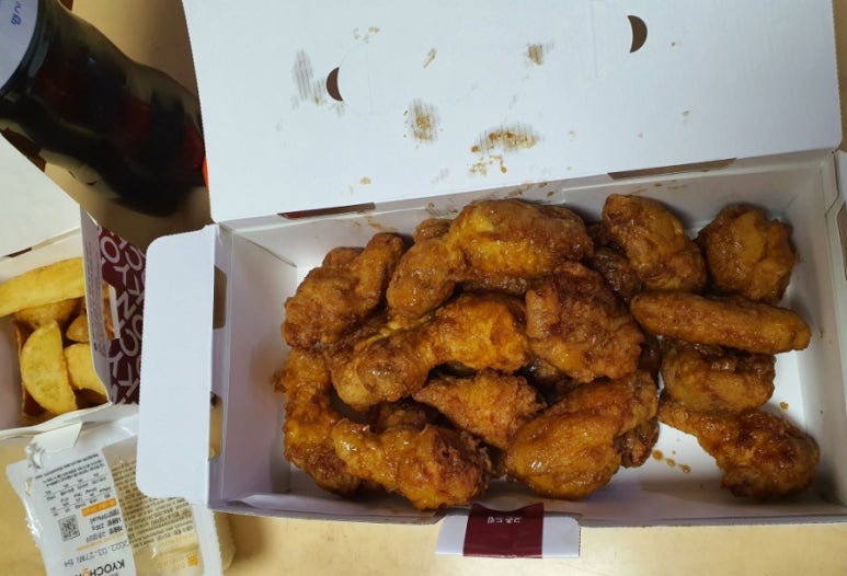 교촌치킨대치 이미지
