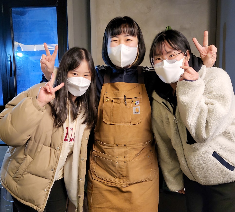 커피앤스콘 이미지