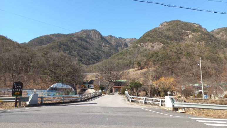 암벽구간 위험 이미지