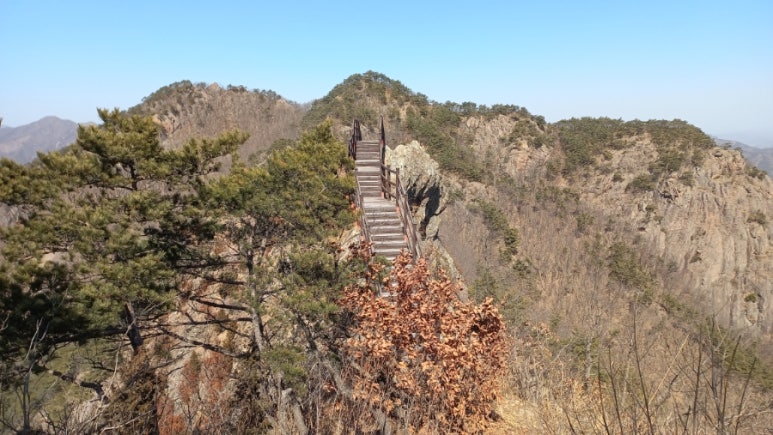 암벽구간 위험 이미지