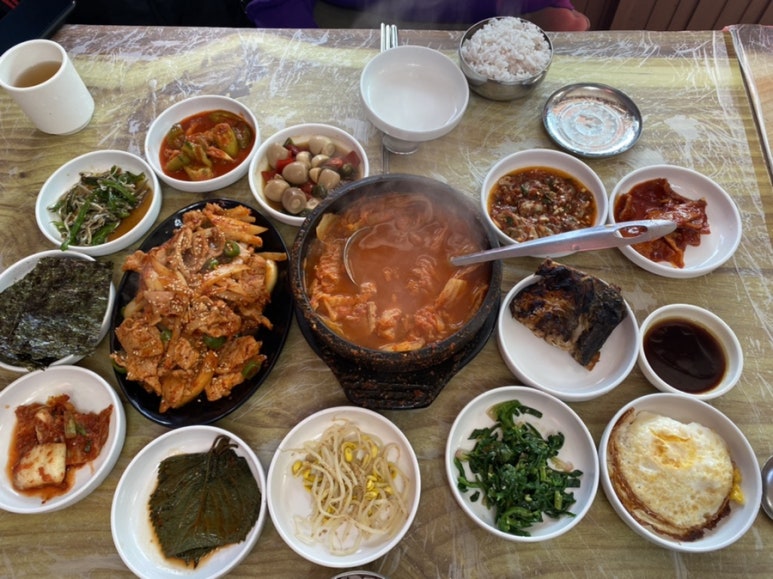 꽃돼지장터 이미지