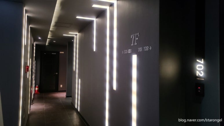 엑스와이엠프리미어 이미지