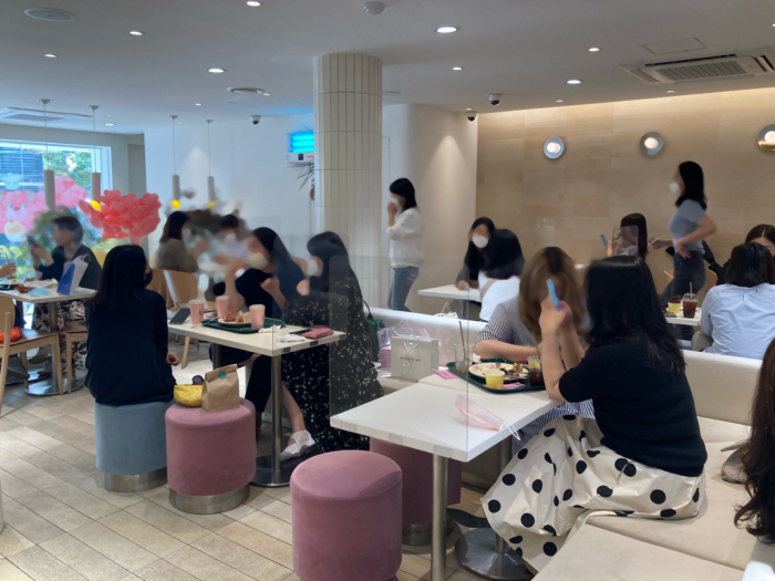 청담리테일 이미지