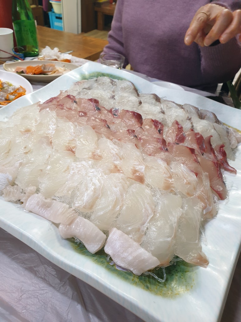 이모네젓갈 이미지