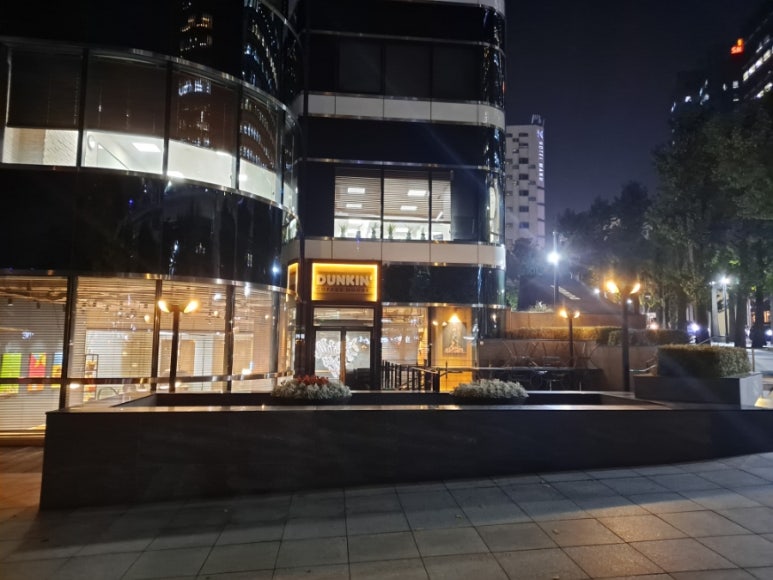 던킨 CF 연세세브란스빌딩 이미지