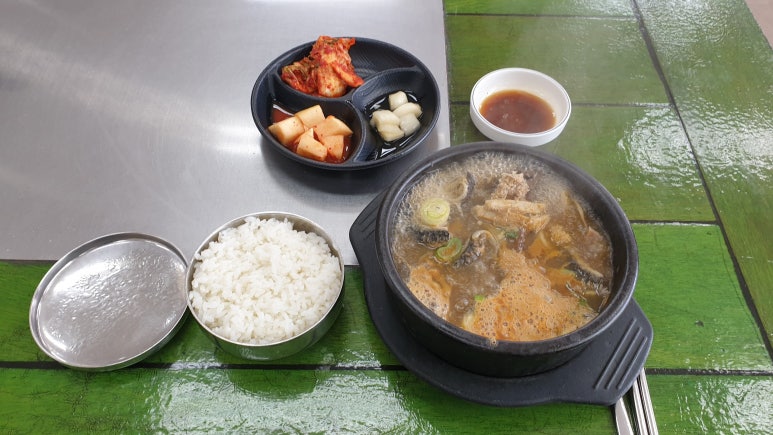 뚝배기양평해장국 이미지