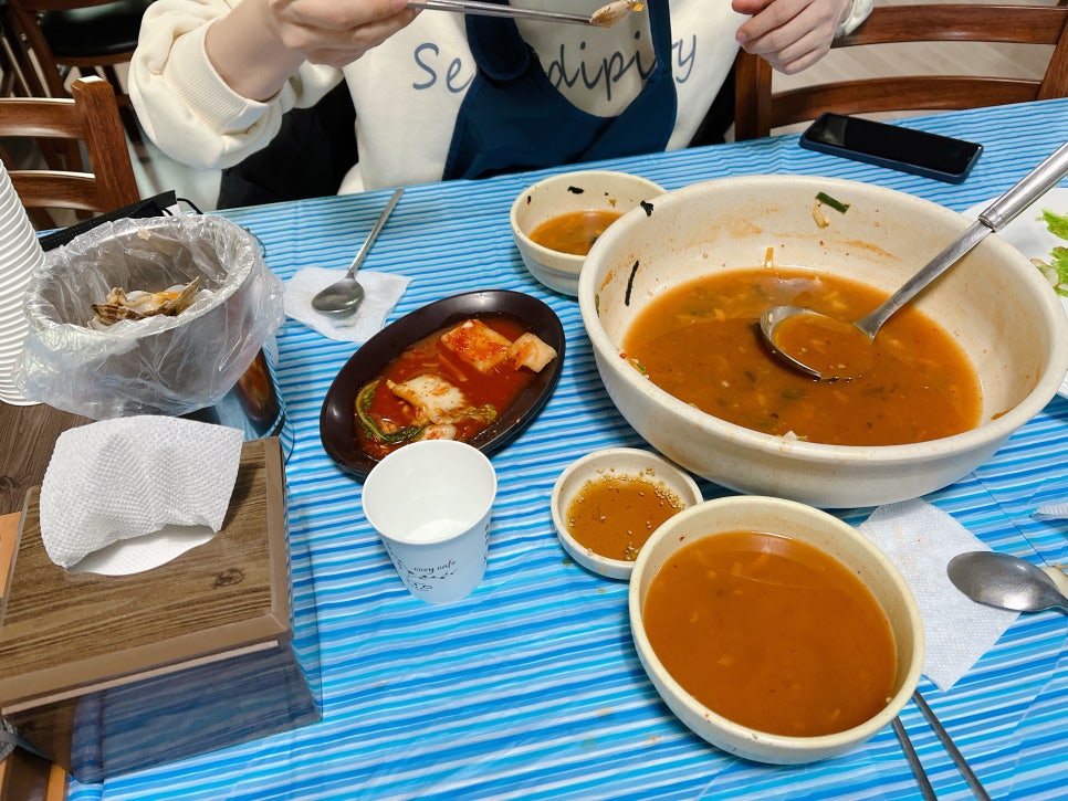 통큰 부추 칼국수 이미지