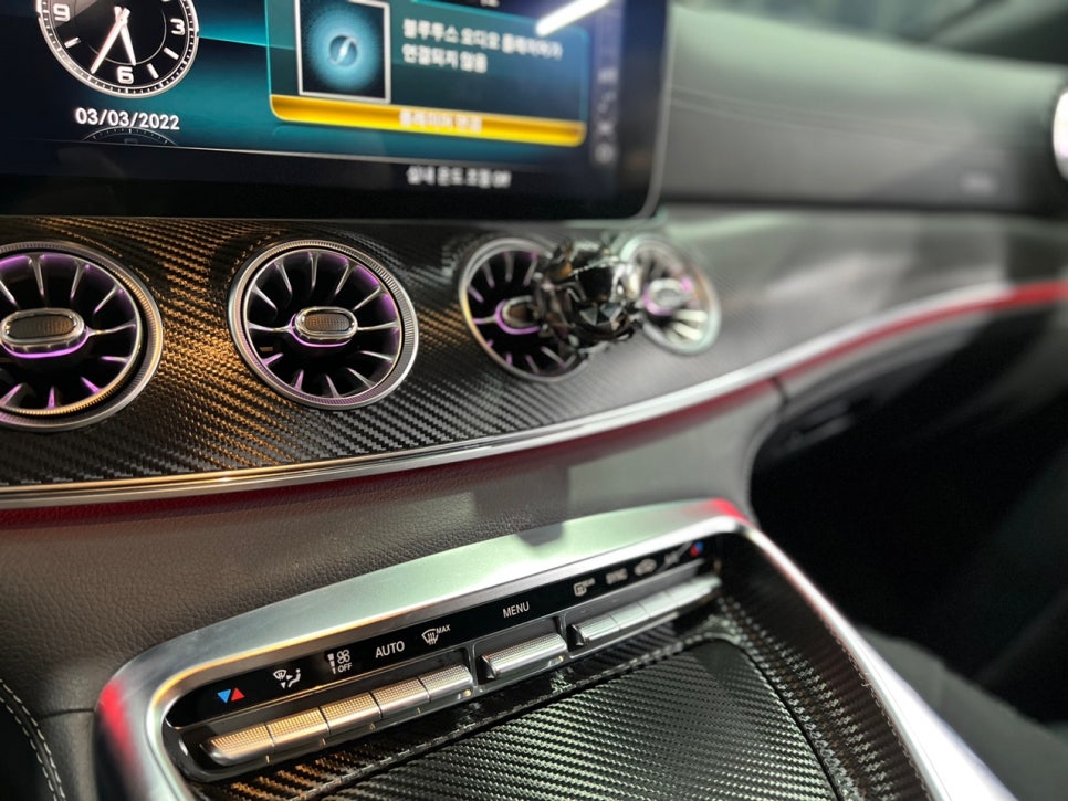 서울 강서구 / 랩핑 / 실내 랩핑 / 벤츠 / AMG GT