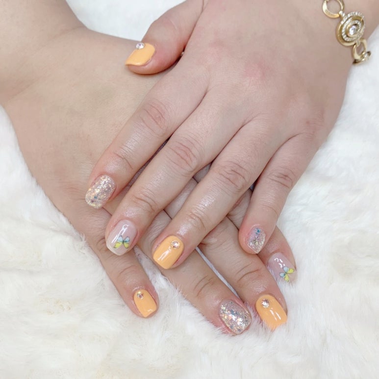GLOW NAIL(글로우네일) 이미지