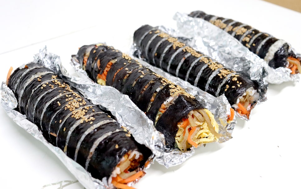 반한김밥 이미지