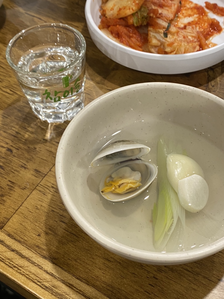 한성육개장;만두국 이미지