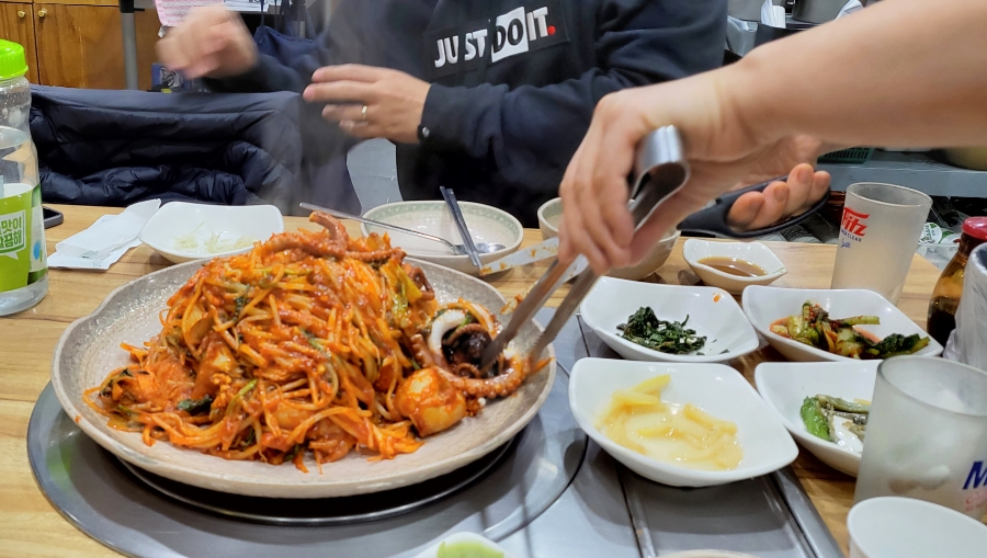 궁중해물손칼국수.아구찜 이미지