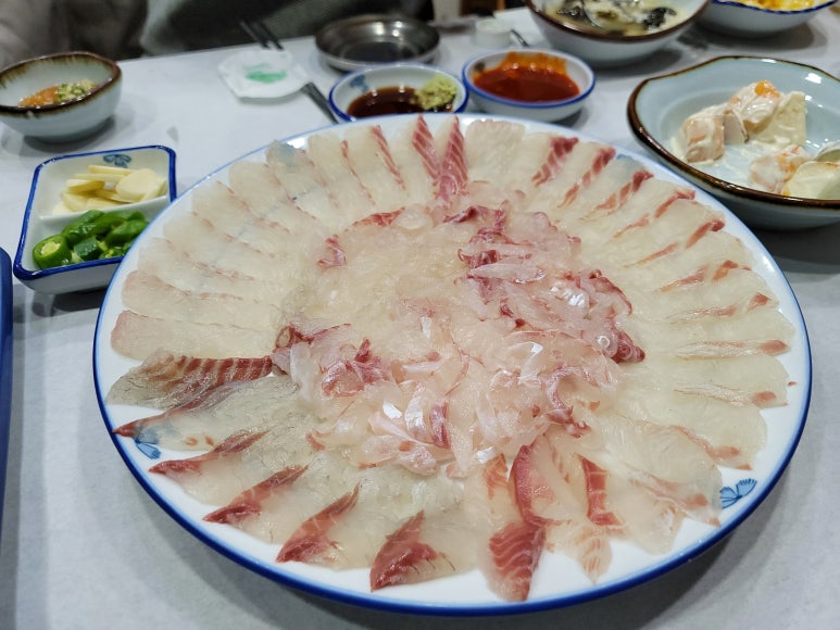 청옥횟집 이미지