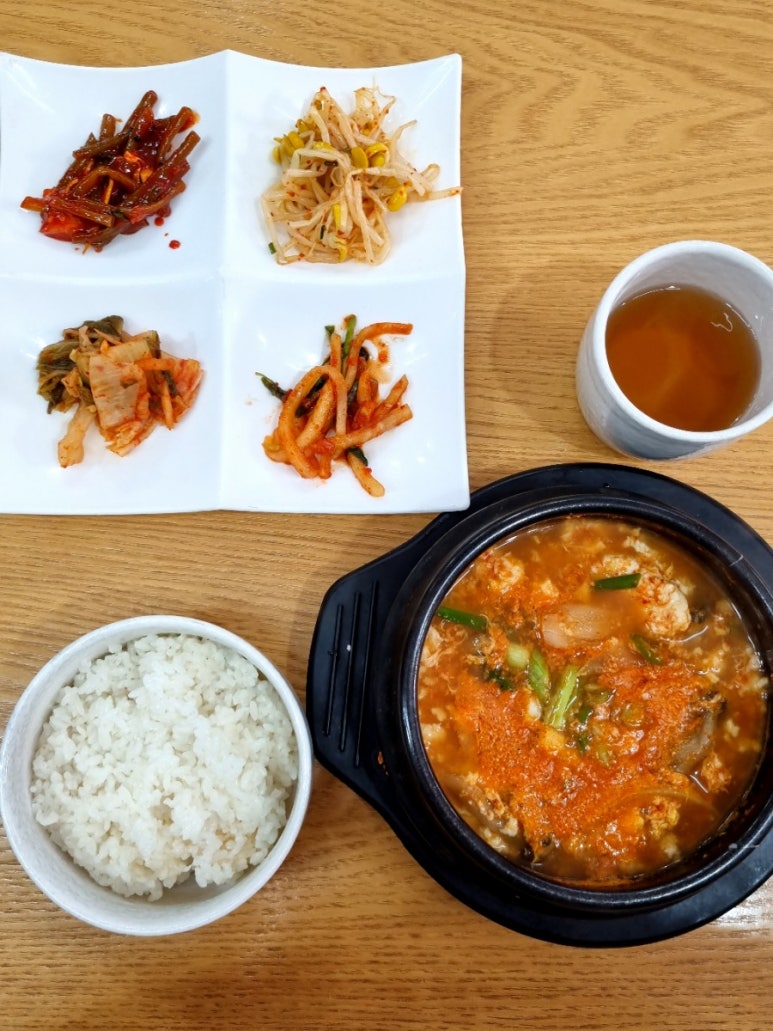 순둥이네손두부 이미지