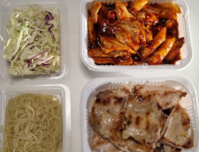 홈타운바베큐치킨 이미지