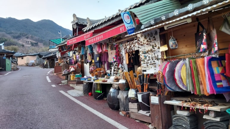 최참판댁삼거리상회 이미지