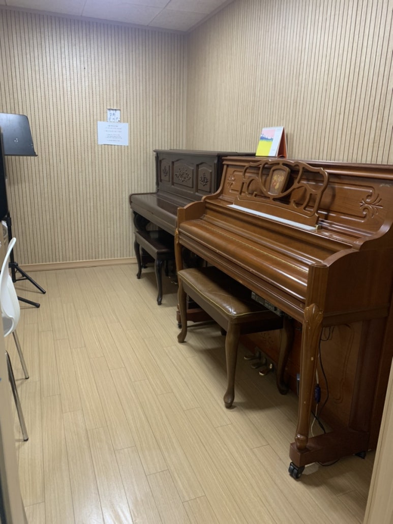 스튜디오삼삼 이미지