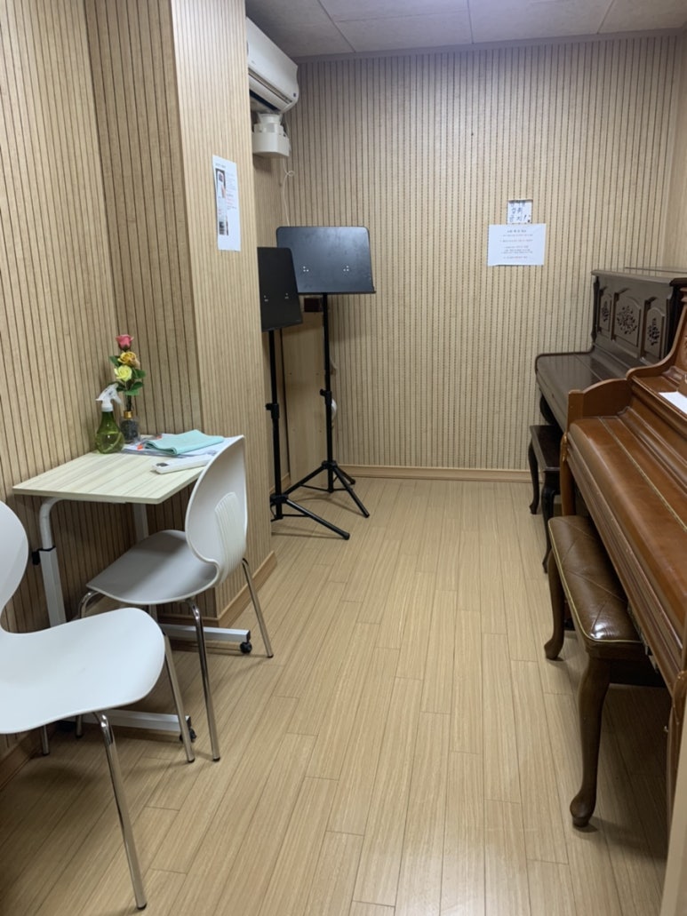 스튜디오삼삼 이미지