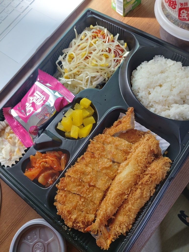 둘로스돈까스 이미지