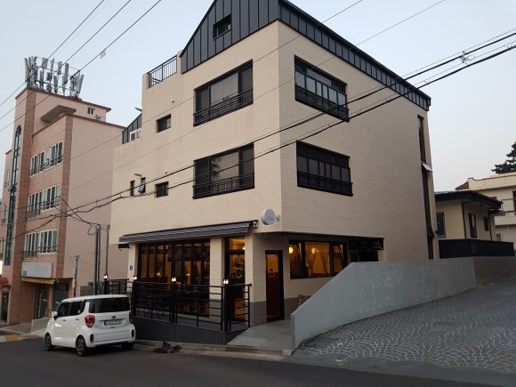 지미네커피 이미지